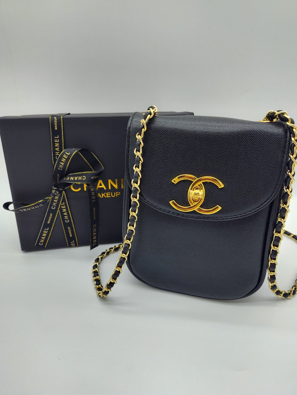 CHANEL Makeup Vintage Black Vanity Case Chain Shoulder Bag CC Turn Lock Box